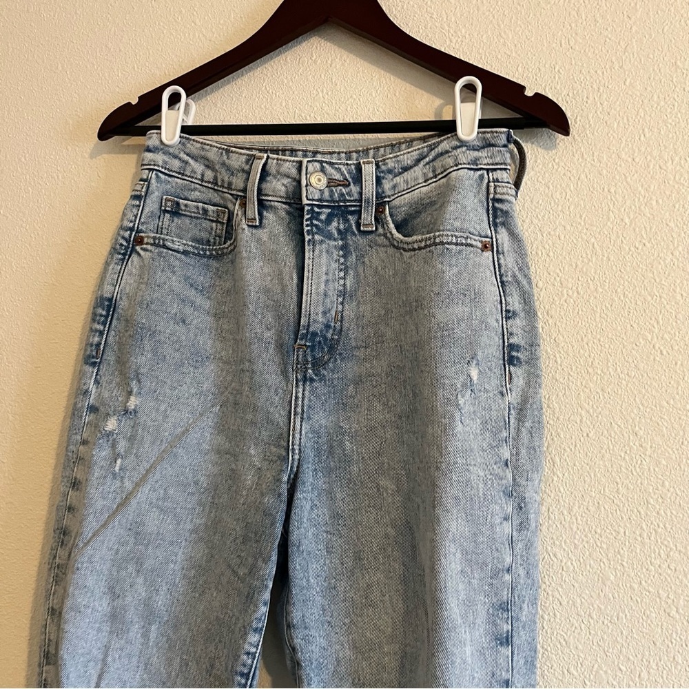Old Navy Women's High-Waisted OG Straight Ripped Cut-Off Raw Hem Jeans Size 4